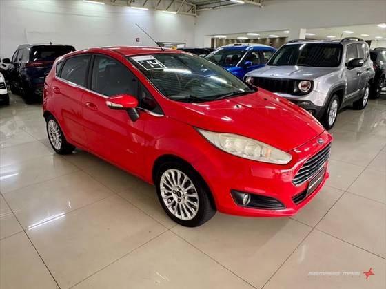 FORD FIESTA 1.6 TITANIUM HATCH 16V FLEX 4P AUTOMÁTICO FORD FIESTA 1.6 TITANIUM HATCH 16V FLEX 4P AUTOMÁTICO